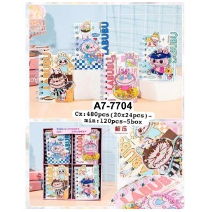 CADERNO. REF:A7-MJ-7704 LABUBU ----------------- CX:480PÇS/MIN:120PÇS- MUL:24PÇS     